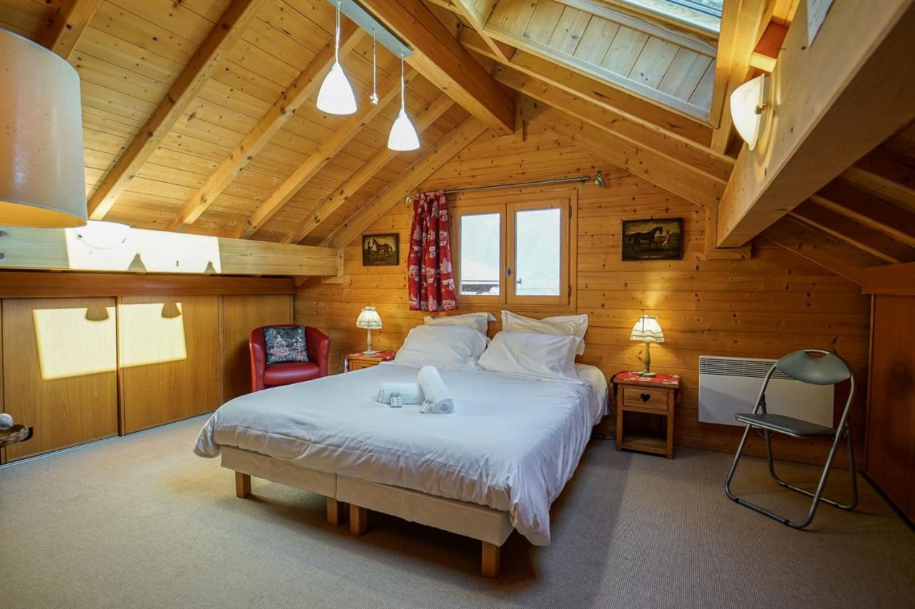 Le Chalet Bonheur Lathuile Exterior foto